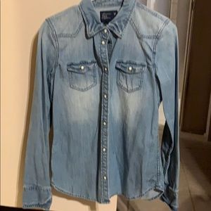 AE denim pearl snap shirt